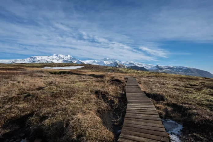 Wanderweg im Nationalpark Skaftafell zum Aussichtspunkt Sjónarnípa