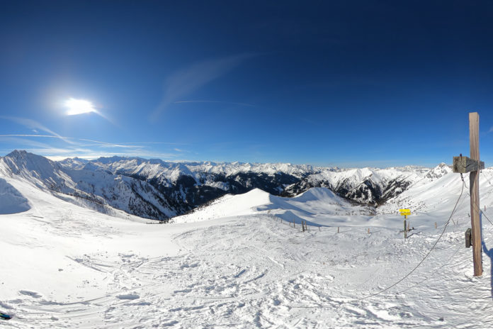 Im Winter am Gipfel des Kreuzecks