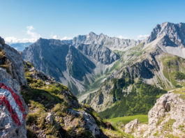 Blick vom Gipfel des Sonnjoch ins Karwendel