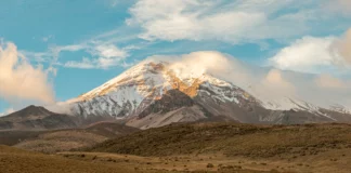 Der Vulkan Chimborazo in Ecuador ist der höchste Berg der Welt