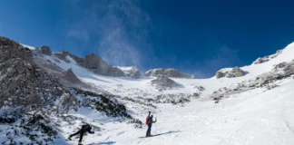 Skitourengeher im Karlgraben auf der Rax