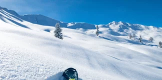 Skitourengeher am Weg auf den Heidentempel