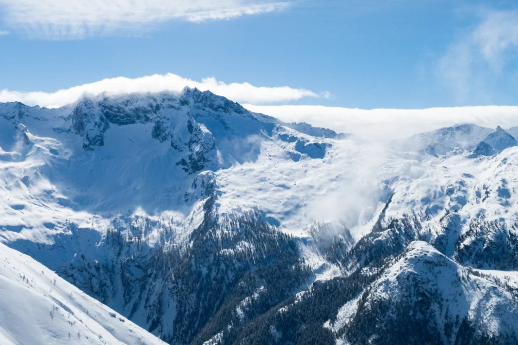 Blick vom Gipfel Richtung Westen