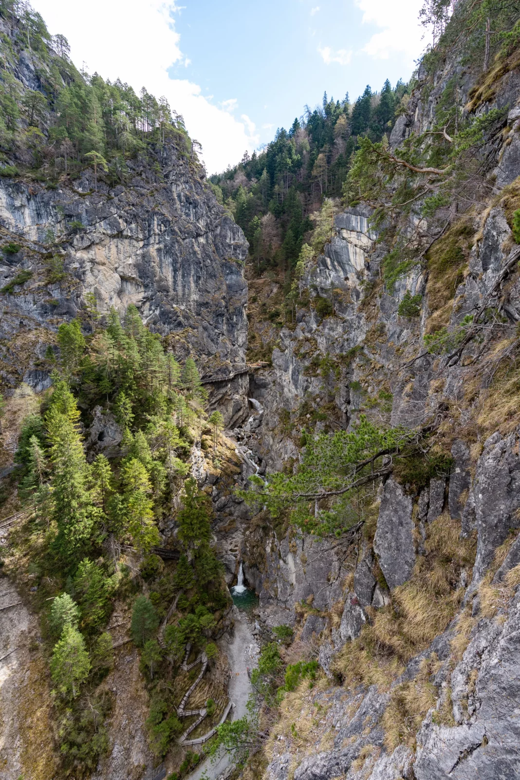 Blick vom Götterquergang in die Galitzenklamm