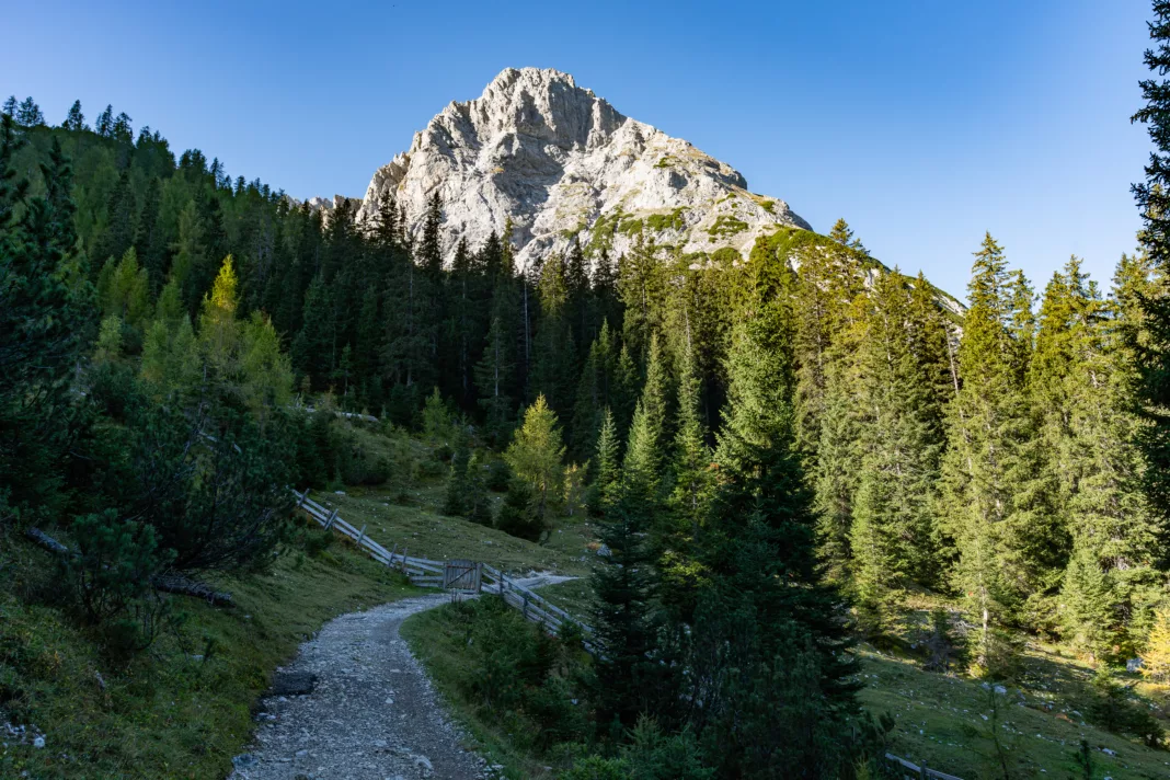 Der einfache Wanderweg zum Seebensee