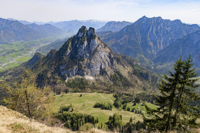 Blick vom höchsten Punkt der Bleckwand auf den Sparber