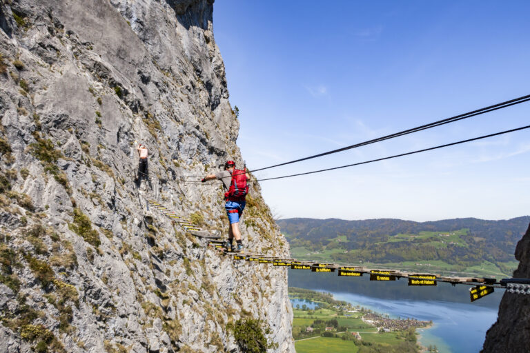 Die beliebte Hängebrücke im Drachenwand Klettersteig