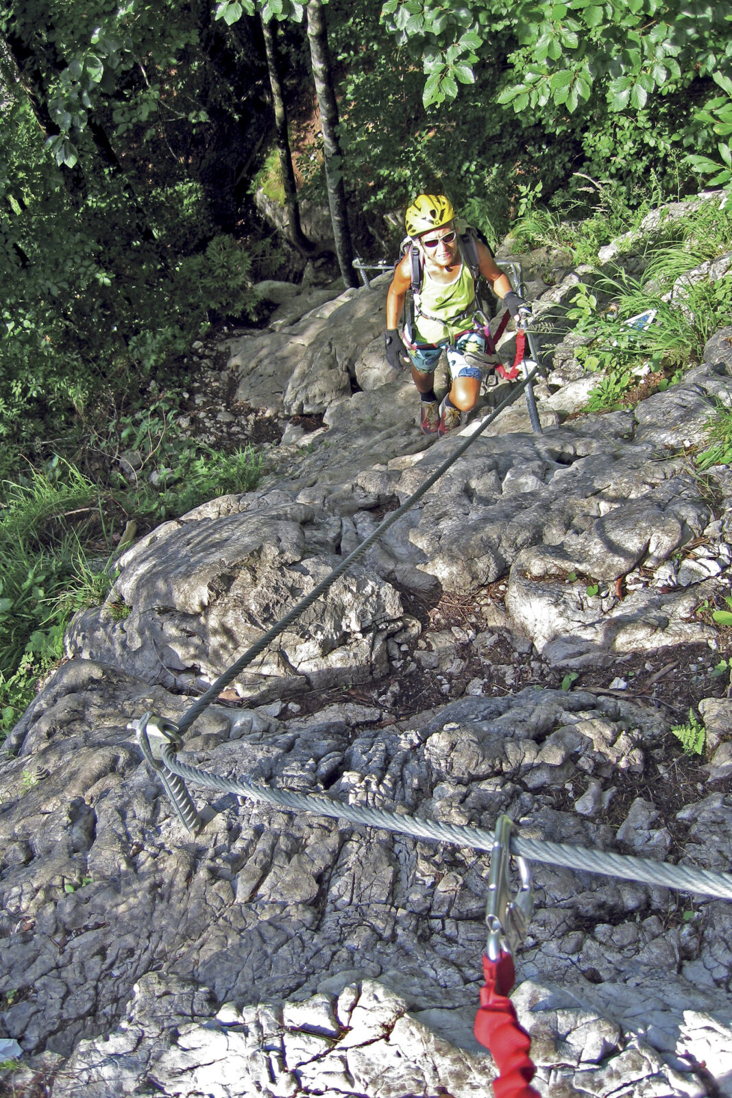 Einfaches Gelände im „Gams Kitz“ Klettersteig © Kurt Schall Verlag