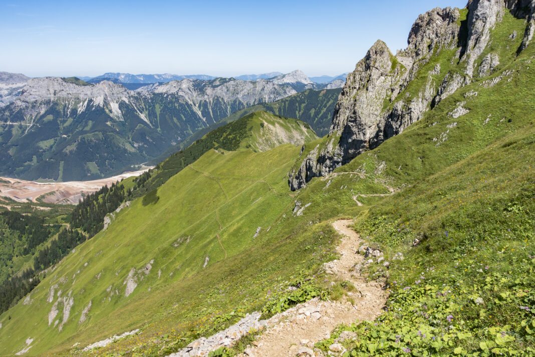 Die Westseite präsentiert sich sanftmütiger