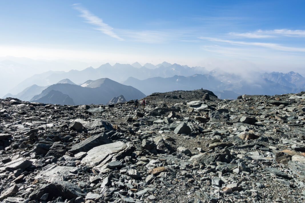 Steinwüste am Weg zur Erzherzog-Johann-Hütte