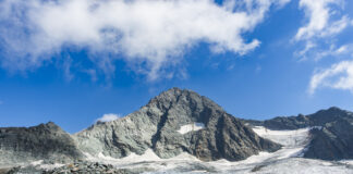 Blick vom Ende des Ködnitzkees zurück zum Großglockner