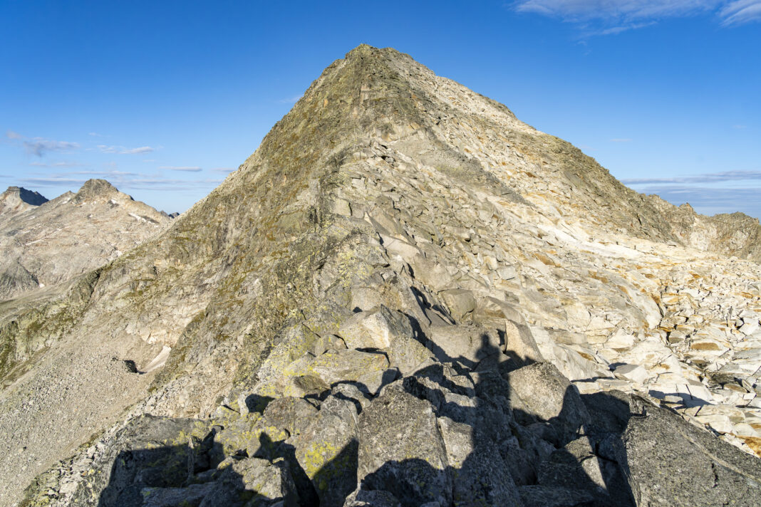 Blick zurück auf den Ostgrat des Keeskogels