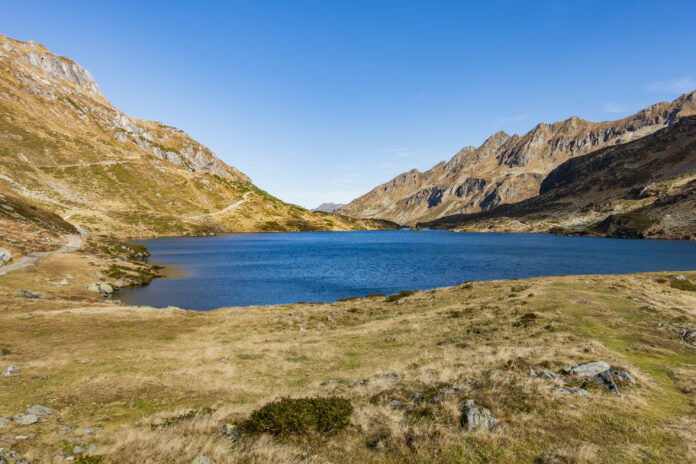 Der tiefblaue Untere Giglachsee