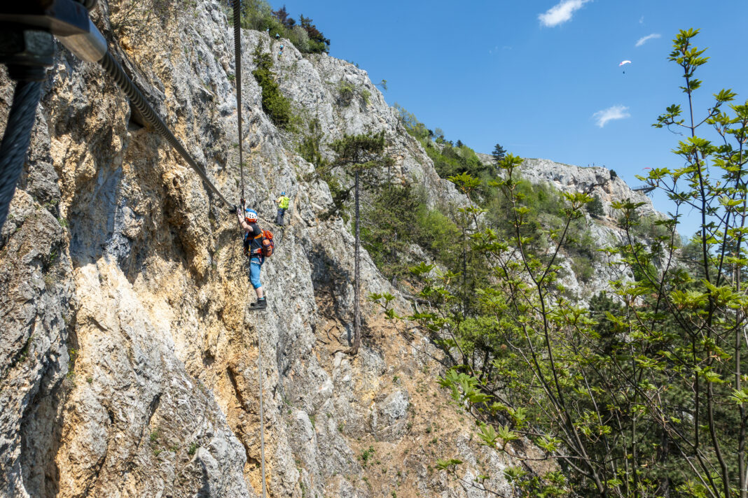 Die Seilbrücke im Matthias Prinner Klettersteig