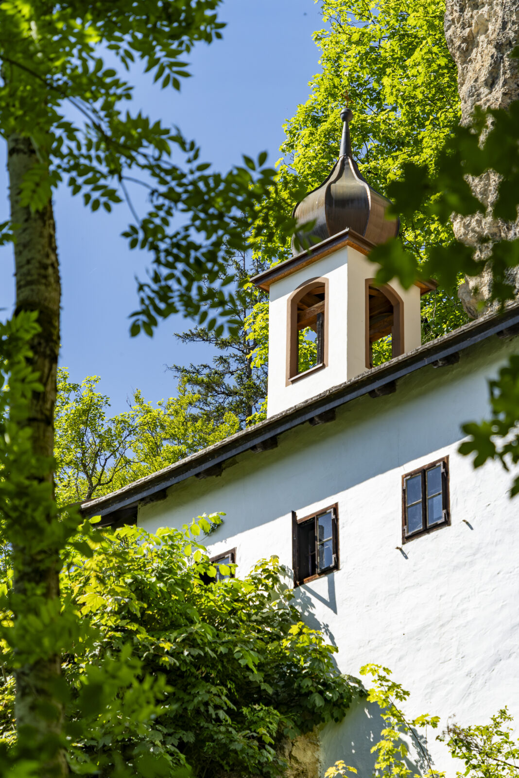 Erster Blick hoch zur Einsiedelei