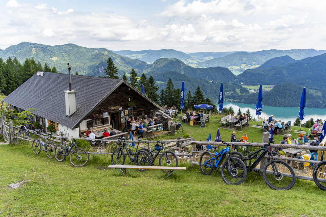 Die Lärchenhütte am Zwölferhorn