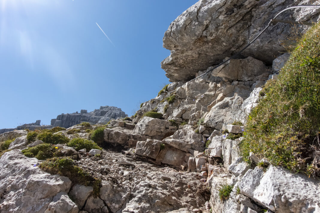 Über weite Strecken ist der Klettersteig technisch einfach aber dafür landschaftlich wunderschön