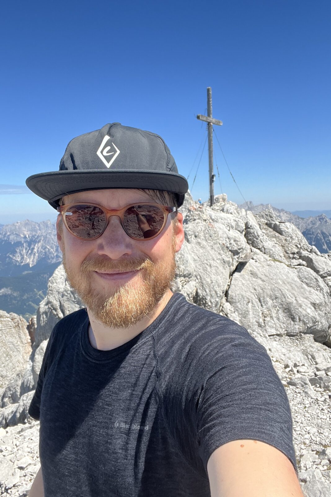 Glücklich am Gipfel des Birnhorns