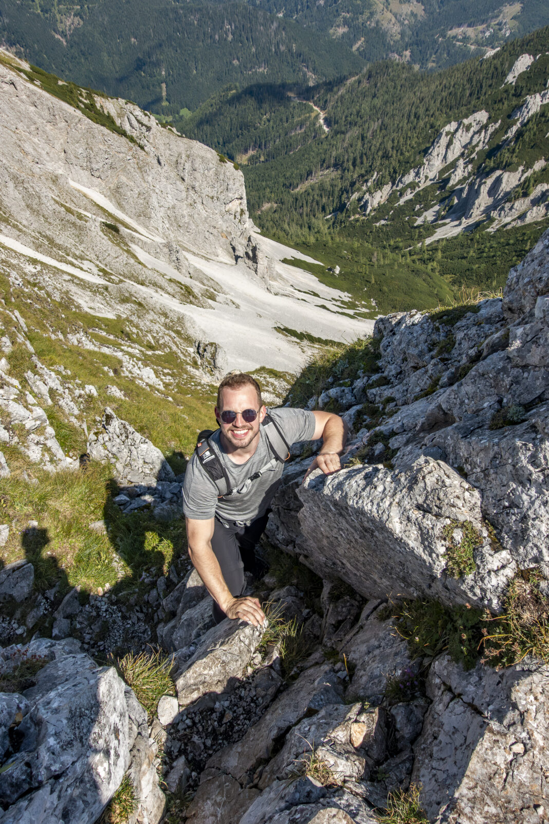 Eine der einfachen, kurzen Kletterstellen am Wildkamm