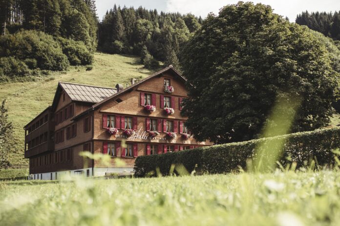 Ansicht vom Adler Schoppernau Hotel