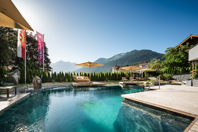 Naturpool im Hotel Gassner