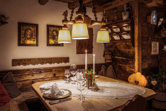 Stube in der Walserstuba