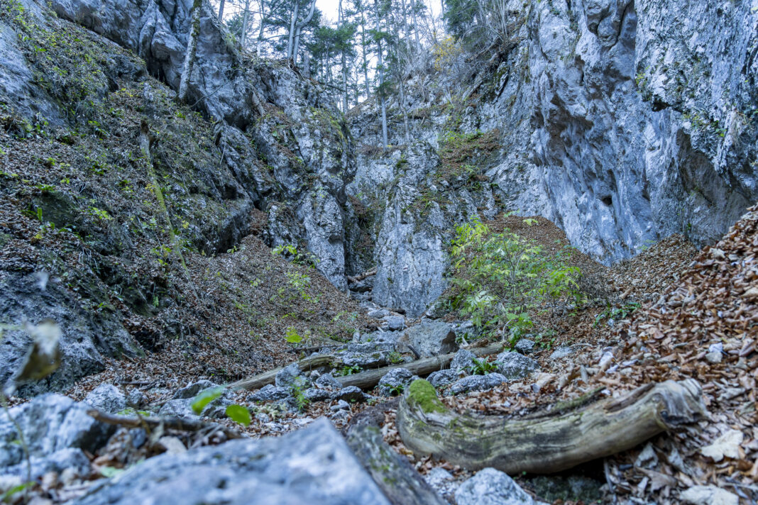 Weiter geht's durch die nächste Engstelle